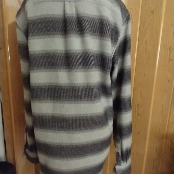 Shirt Gap COPY 100% Soft heavy Cotton button front plaid shirt - Picture 3 of 11